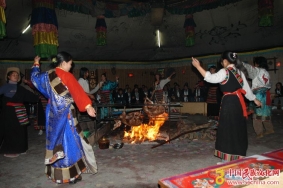 藏族家作客品烧烤