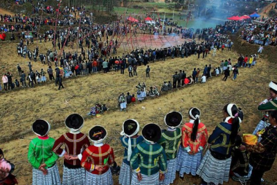 清镇市麦格民族乡“四印苗族年厂”节热闹非凡