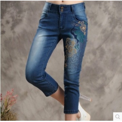 春夏最新特价打折民族风刺绣绣花牛仔中裤七分裤