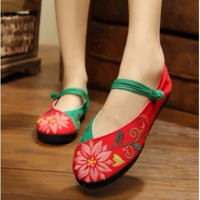 老北京传统工艺布鞋千层底女鞋绣花鞋