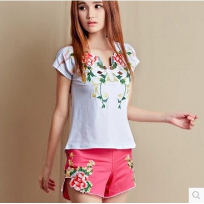 7月新款裤腿二边绣花短裤