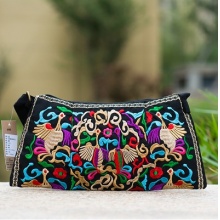 绣花包刺绣包复古女士单肩斜挎包拉链小包