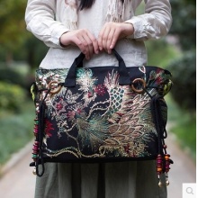 刺绣包绣花包复古帆布杀手单肩斜挎手提包女包