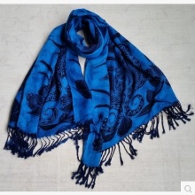 贵州苗族纯手工植物蜡染羊毛围巾 中国民族特色披肩