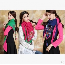 秋冬新款民族风绣花撞色围巾特色 流苏大三角巾 披衫