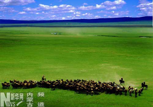 以自然风光和民族文化展现旅游魅力 　　　　