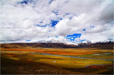 进藏一条路让人沉思一条路让人激动(图)