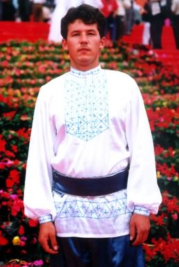 令人叹为观止的中国56个民族各具特色的服饰(组图) - 春雨 - 春雨--普米天子