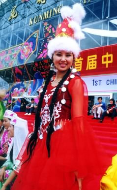 令人叹为观止的中国56个民族各具特色的服饰(组图) - 春雨 - 春雨--普米天子