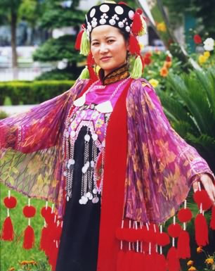 令人叹为观止的中国56个民族各具特色的服饰(组图) - 春雨 - 春雨--普米天子
