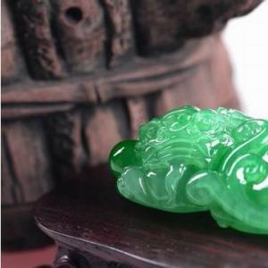  
珍品翡翠