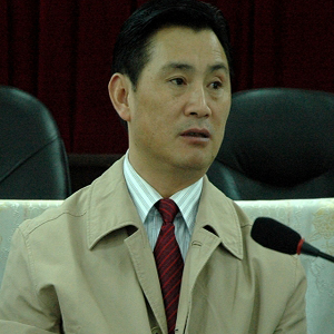 羌族作家谷运龙