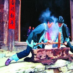 大山里的“毕兹卡”：土家族