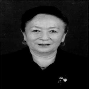 塔吉克族女作家阿提克姆·则米尔