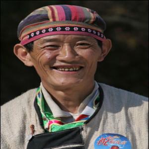 怒族民间艺人李汉良