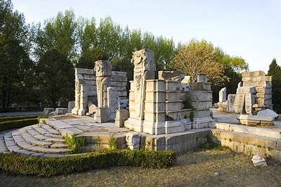 三陵坟