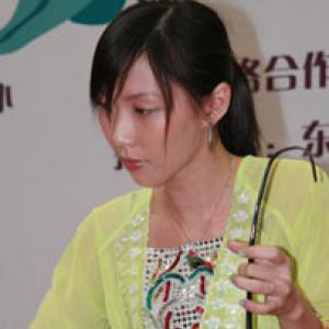 京族独弦琴演绎者--陈思伃