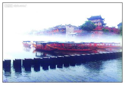 湖南凤凰旅游