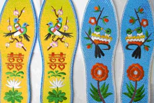 绣花鞋垫