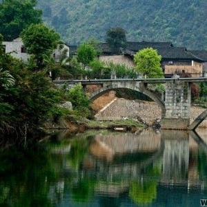 联山湾板潭峡谷风光-板潭布依寨
