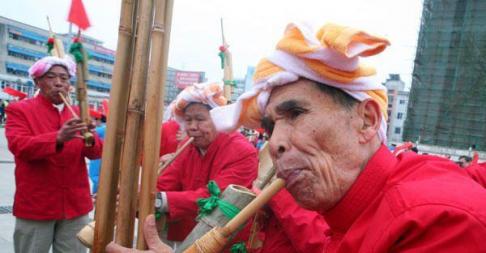 苗家踩堂迎新年
