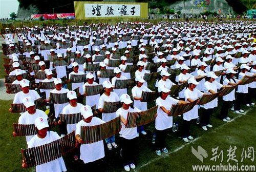 屈原故里端午文化节亮点纷呈(图)