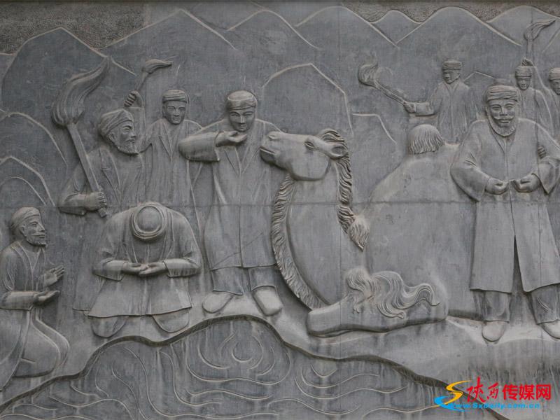 撒拉族先民东迁的故事。 记者 任虎鹏摄