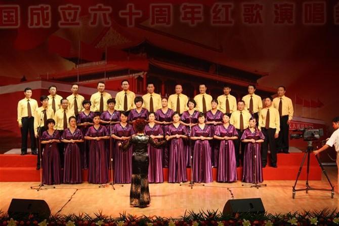 图片其版权均归原作者所有,未经许可严禁转载或建立镜像,如需转载,请与作者或本站联系 \