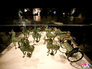 东汉的铜车马仪仗队。摄影陆欣