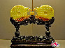中国古代治玉艺术到清代乾隆时达到顶峰，现在故宫博物院收藏古代玉器约三万件，主要源於清宫遗存。其中大量的清代玉器主要为清代宫廷用玉及各级官吏进贡的。贾云龙摄影报道
