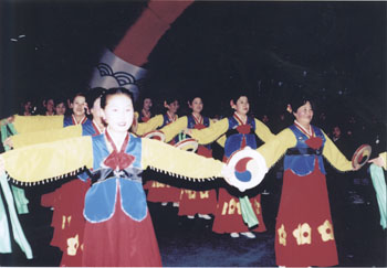 图们朝鲜族手鼓舞(图)