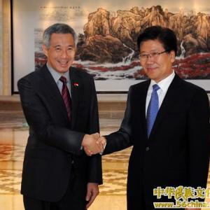 张春贤会见新加坡总理一行 进一步加强交流与合作
