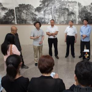 王林旭当代水墨“松竹梅”展在北京民族