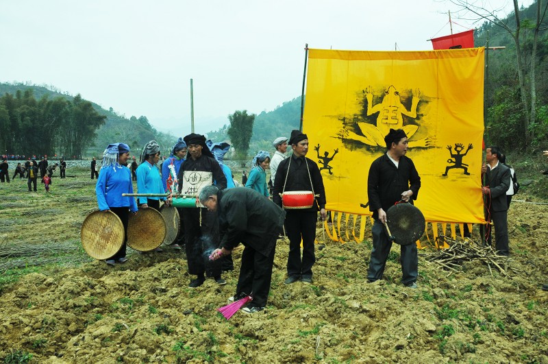 壮族祭祀礼仪节日——蚂拐节