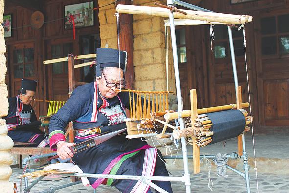 花腰傣服饰：穿在身上的民族文化符号