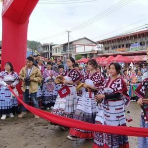 威宁自治县“花山节” 凝心聚力“赞足”民族发展力量